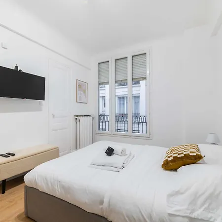 Apartamento Elegant Sacre Coeur Metro Anvers - 18 -2p *