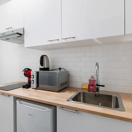 Elegant Sacre Coeur Metro Anvers - 18 -2p Διαμέρισμα *